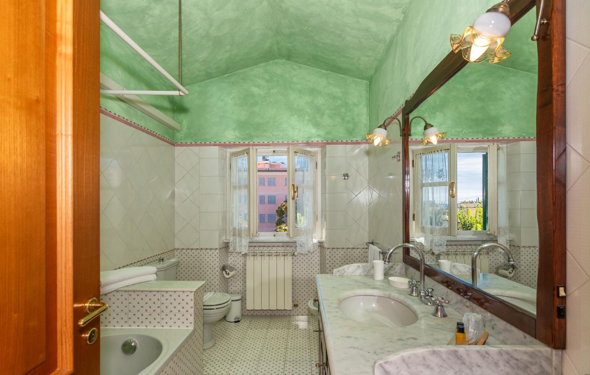 Hotel Eura مارينا دي ماسا المظهر الخارجي الصورة