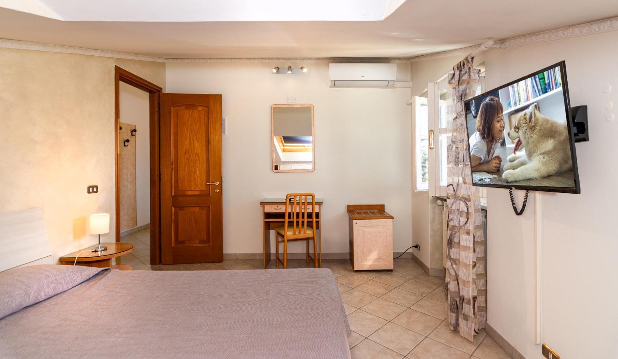 Hotel Eura مارينا دي ماسا المظهر الخارجي الصورة