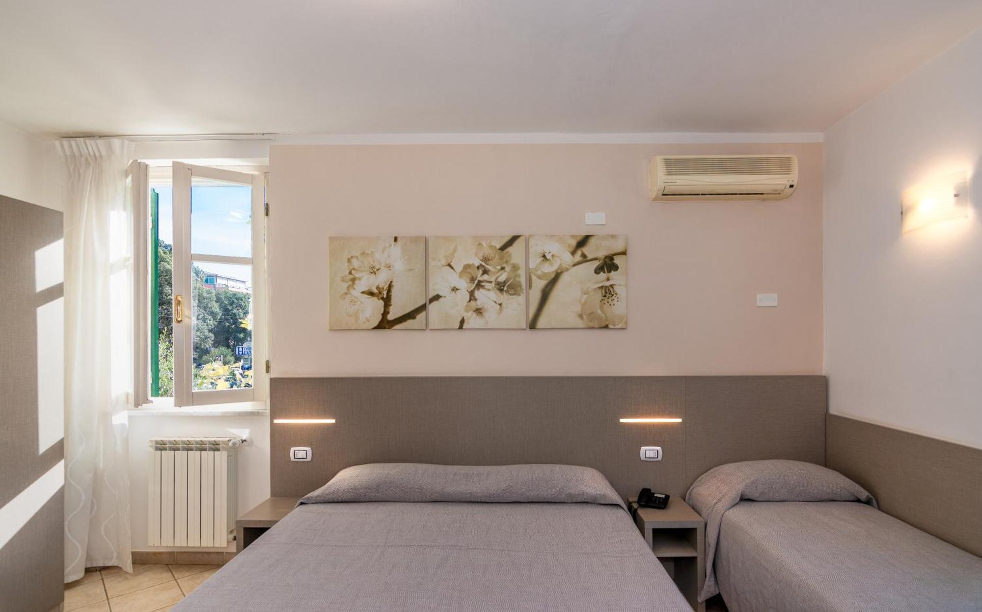 Hotel Eura مارينا دي ماسا المظهر الخارجي الصورة