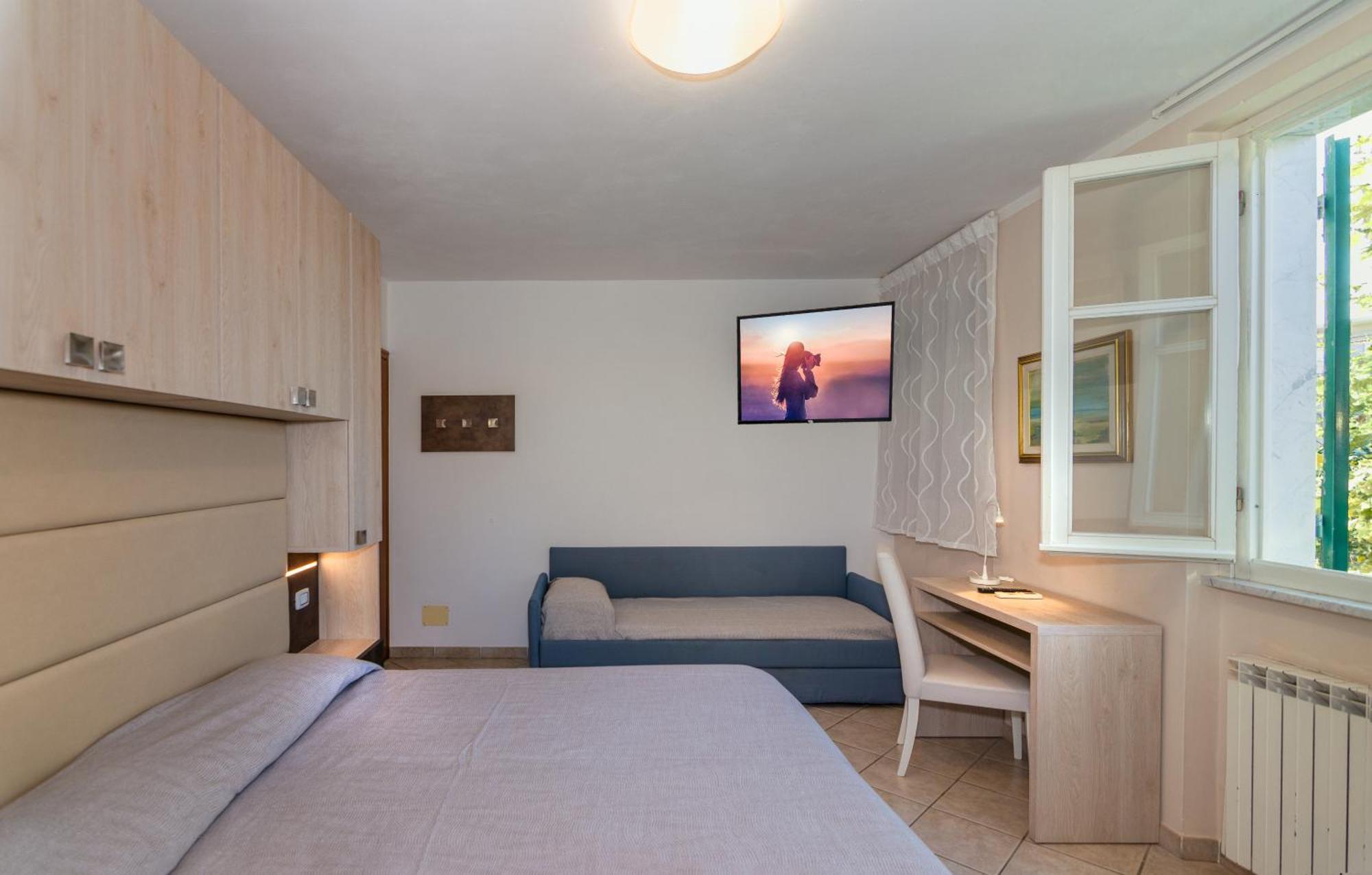 Hotel Eura مارينا دي ماسا المظهر الخارجي الصورة