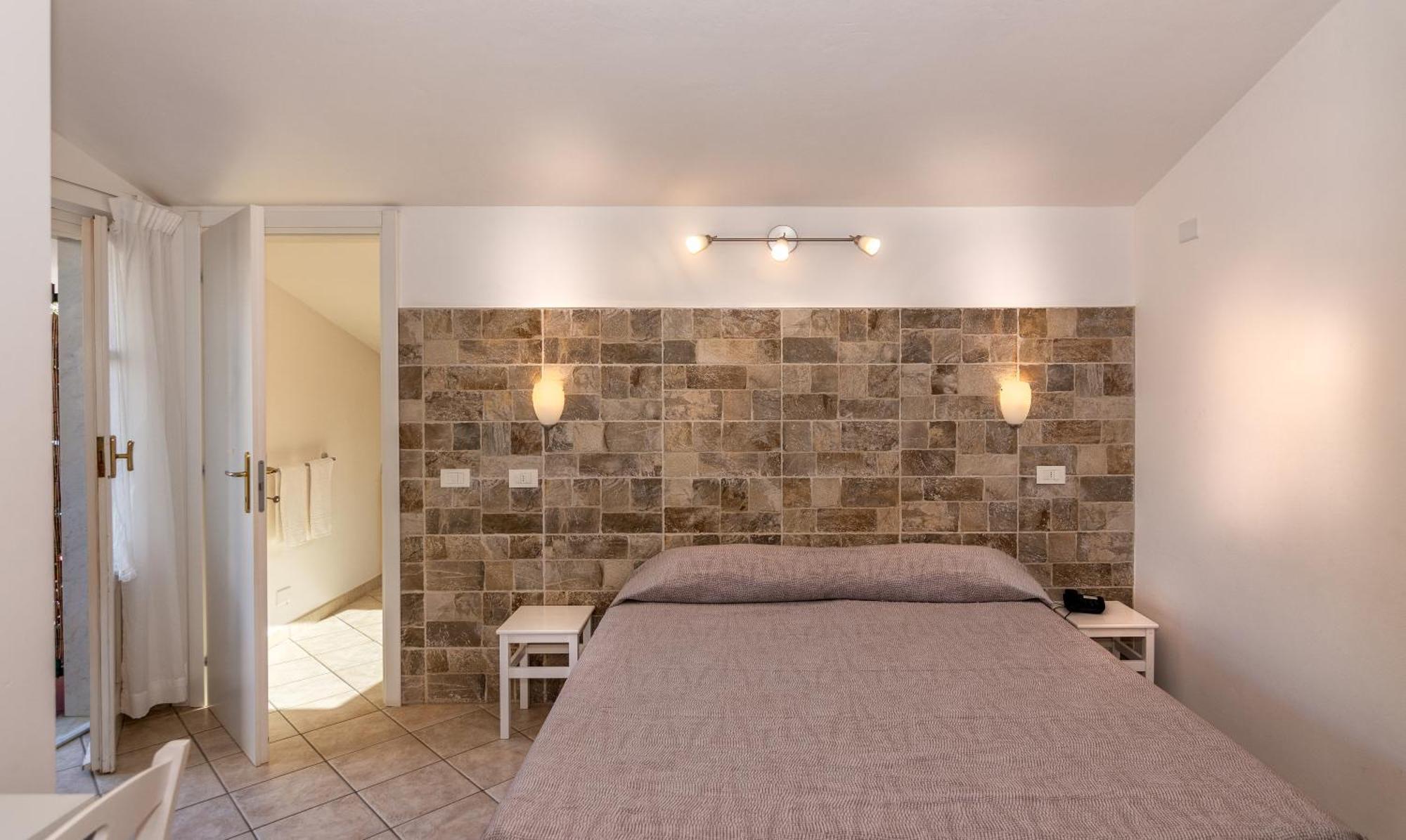 Hotel Eura مارينا دي ماسا المظهر الخارجي الصورة